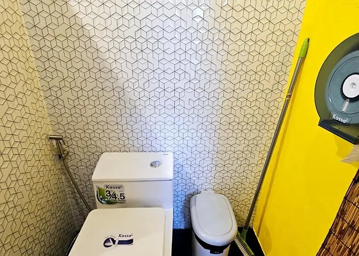 Hostel Ddm House